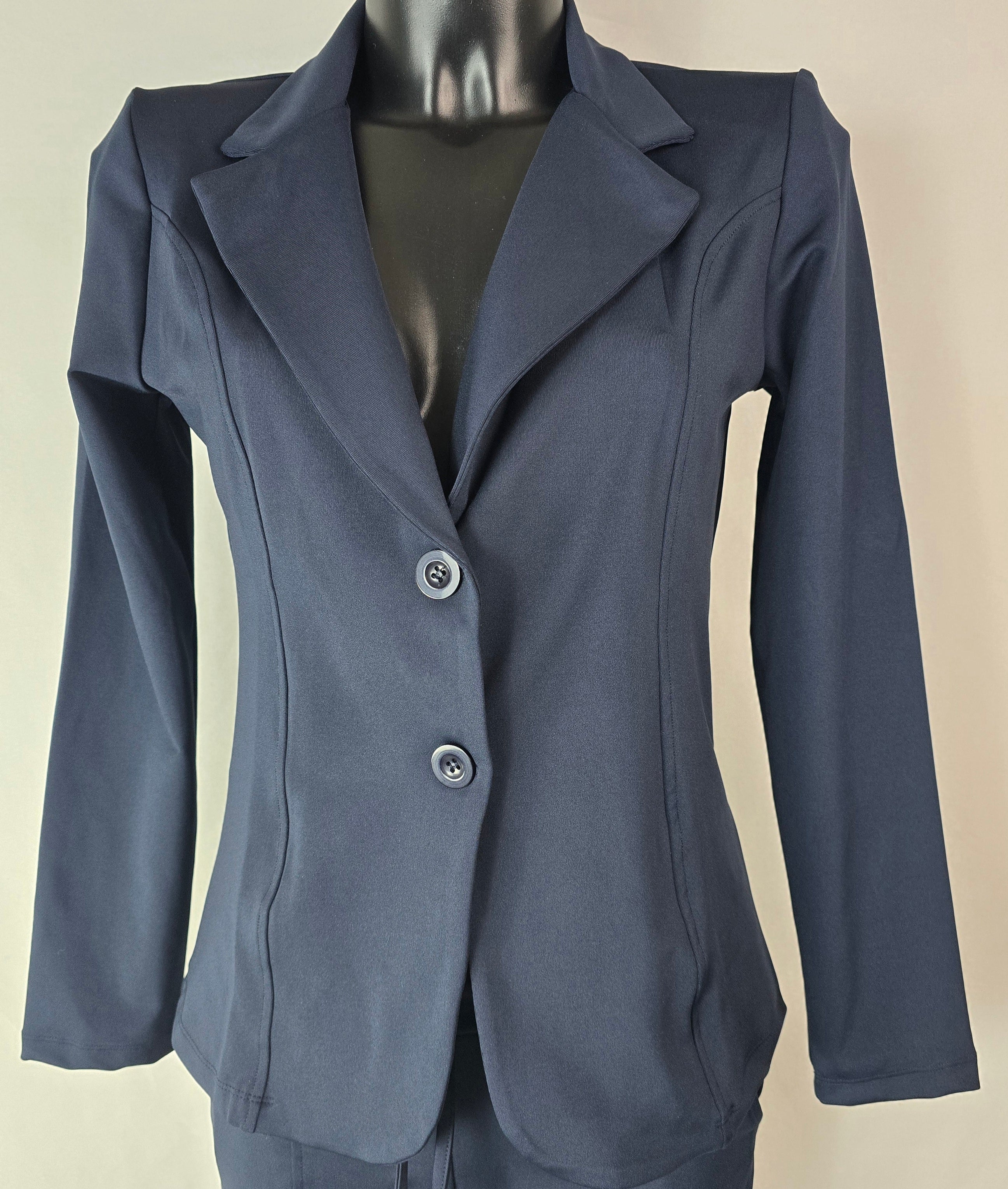 Colbert  Tombiqe ( travel )